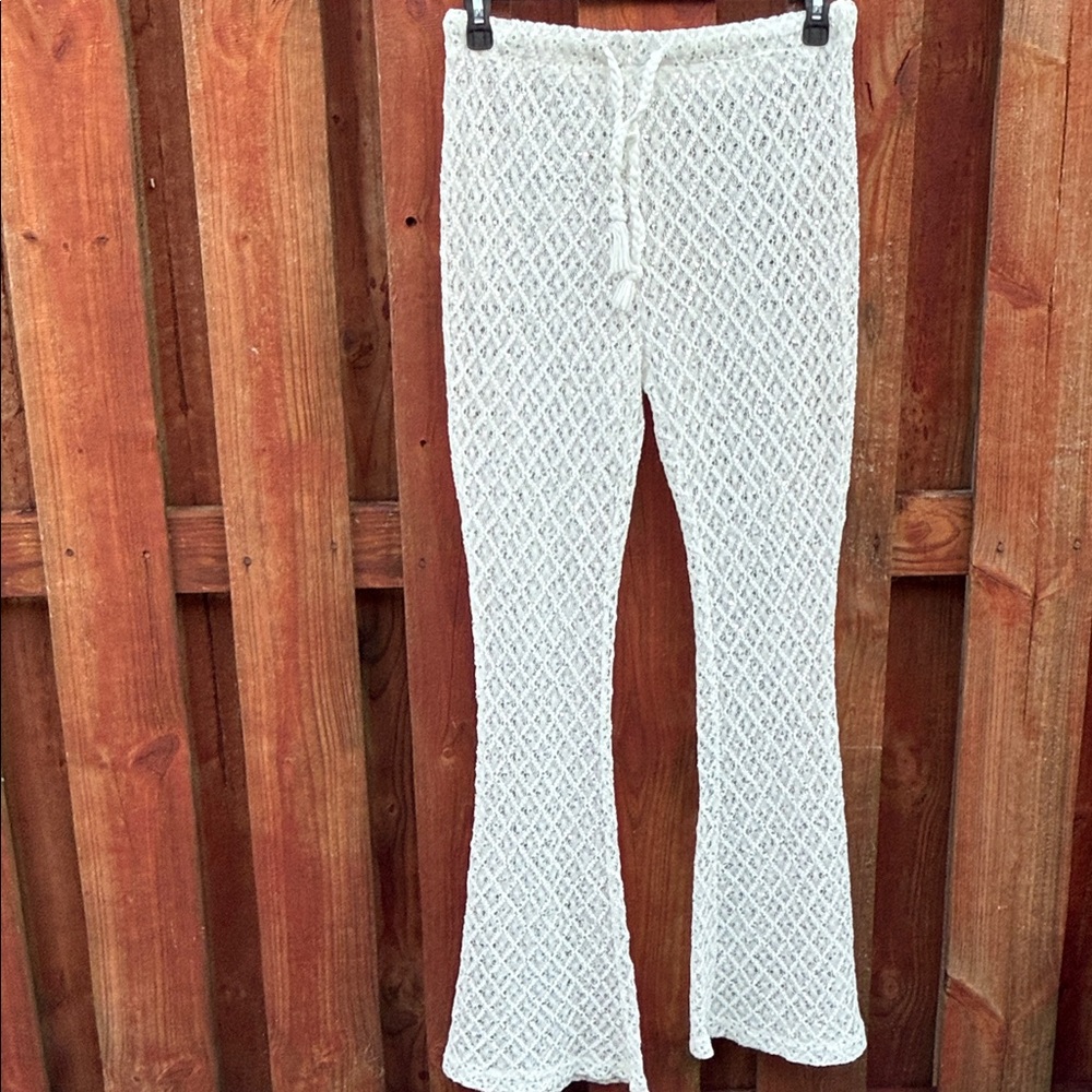 Fashion Nova White Knit Trousers Size L